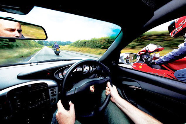 ‘Naked Bike’ photo project to debut